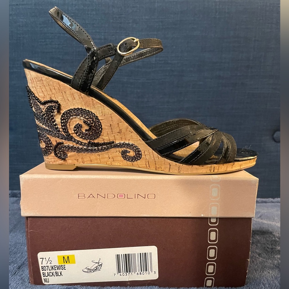 Bandolino Black Strappy Cork Embroidered Wedge Sandals Shoes